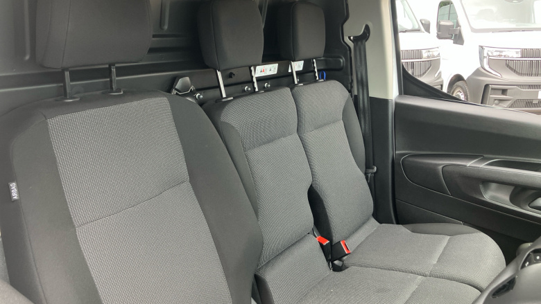 Peugeot Partner Standard Diesel 1.5 BlueHDi 100 Asphalt Van